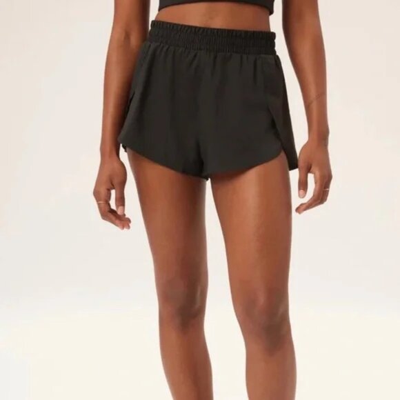 Girlfriend Collective Forest Green Trail Shorts - Picture 4 of 5